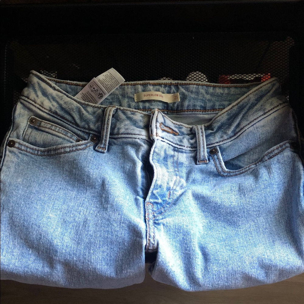 Light Blue Levi’s Denim Jeans